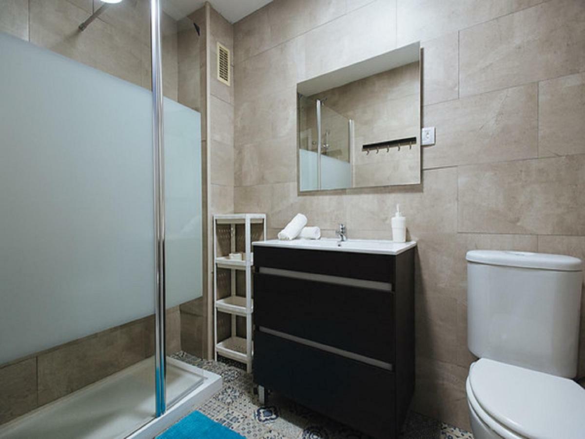 Divi Apartments Martinez Montanes Seville Phòng bức ảnh